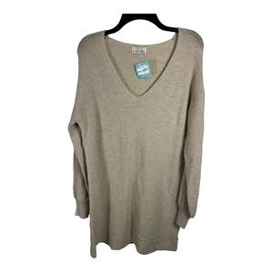 Be Cool Los Angeles Women’s M Gray Sweater Size Large Tan E253